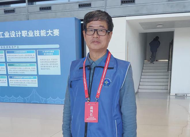 轻工国赛火热进行中 灯具设计师赛项：增材制造谋个性 跨界融合育人才(图1)