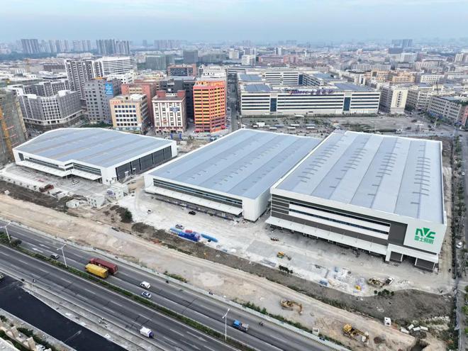 雷士照明领航助力照明企业“出口转内销”(图4)